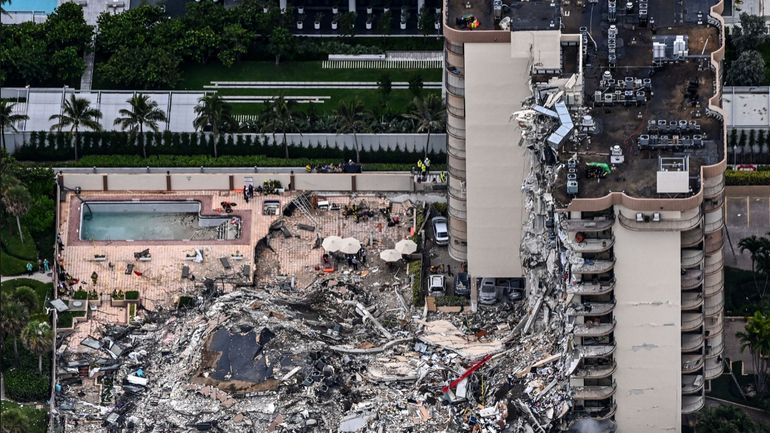 Etats-Unis : les premières questions sur les causes de l'effondrement de l'immeuble à Miami commencent à émerger