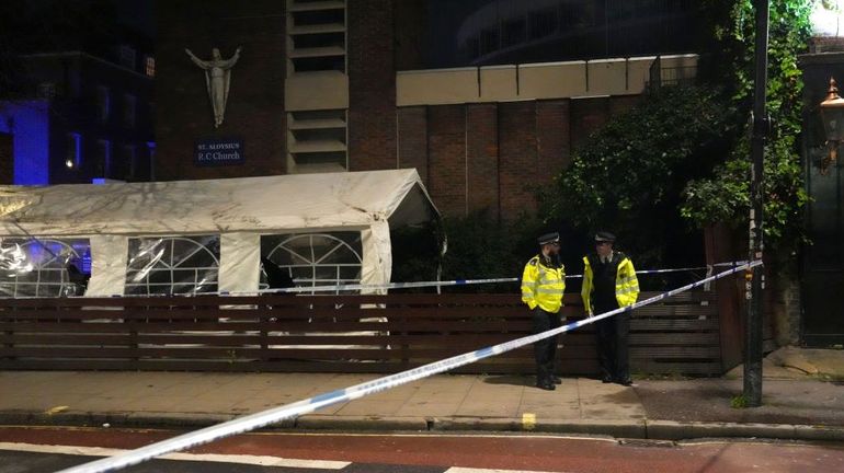 Londres : une fusillade contre une église fait six blessées