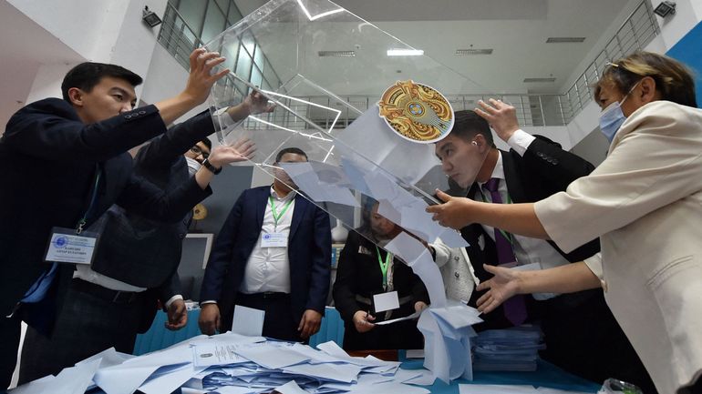 Présidentielle au Kazakhstan : avec plus de 80% des voix, le sortant Tokaïev donné large vainqueur des élections