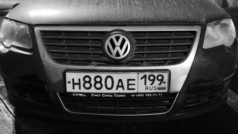 Guerre en Ukraine : VW met fin à la coproduction en Russie et offre des indemnités à ses employés