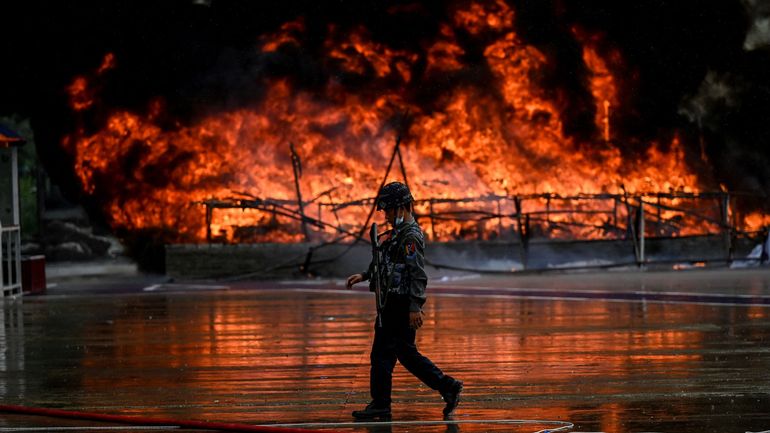 Birmanie : un demi-milliard de dollars de drogue brûlé, selon les autorités