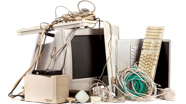 En 2023, le Belge a rapporte en moyenne 11 kilos de déchets électroniques vers le recyclage