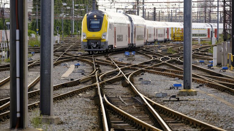 La circulation ferroviaire est perturbée entre Namur et Bruxelles à la suite de l'affaissement d'un talus