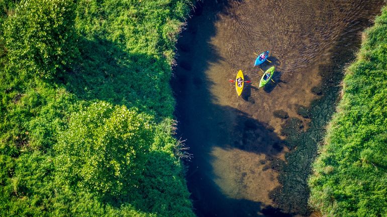 Où faire du kayak en Wallonie et à Bruxelles ? Une carte pour trouver les meilleurs spots pour se rafraîchir