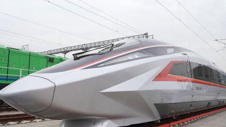 La Chine lève le voile sur le prototype du train sur rail le plus rapide au monde