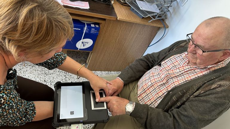 A Bertrix, le kit Mobio offre un nouveau service à domicile pour les personnes à mobilité réduite