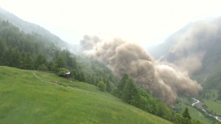 Effondrement du glacier du Birch en Suisse: le canton du Valais demande l'aide de l'armée