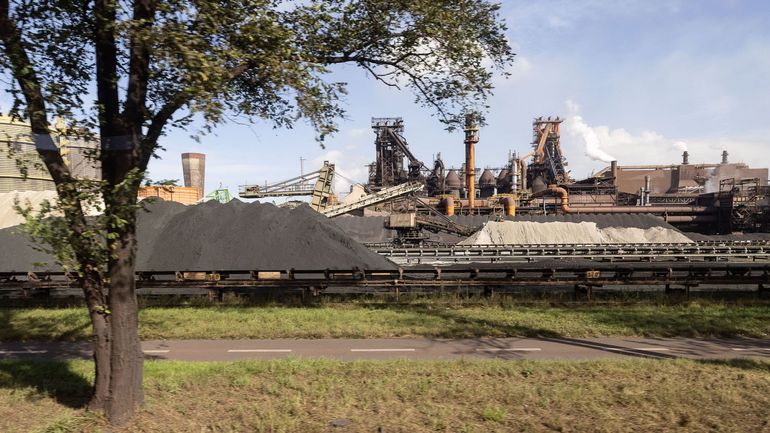 Les ouvriers d'ArcelorMittal Gand rejettent un projet de CCT, préavis de grève en vue