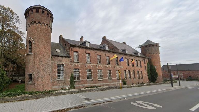 Faute de moyens pour le rénover, la Ville de Tournai met en vente le château de Templeuve