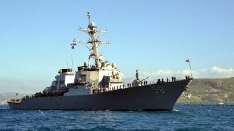 Tensions Russie/Ukraine : un destroyer américain a traversé le Bosphore (Turquie) vers la mer Noire