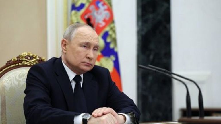 Guerre en Ukraine : Vladimir Poutine menace d'utiliser des obus à uranium appauvri si l'Ukraine en recevait