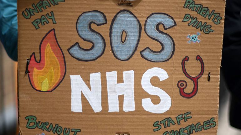 Royaume-Uni : les infirmières envisagent une grève jusqu'à Noël