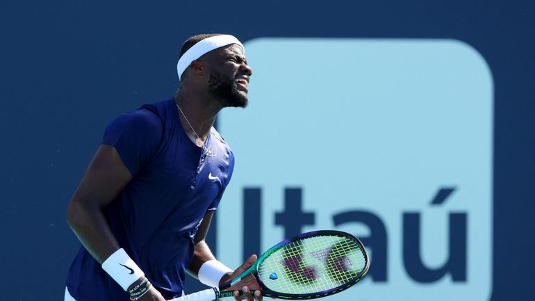 Quand Frances Tiafoe sort le service… le plus improbable de l’année