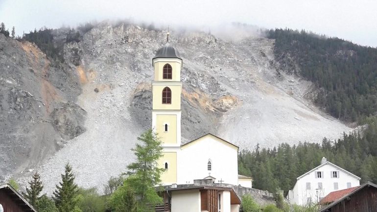 En Suisse, un village menacé par un glissement de terrain doit évacuer