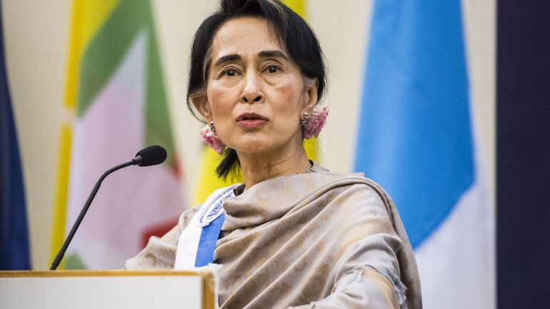 Birmanie : Aung San Suu Kyi condamnée pour corruption à cinq ans de prison supplémentaires