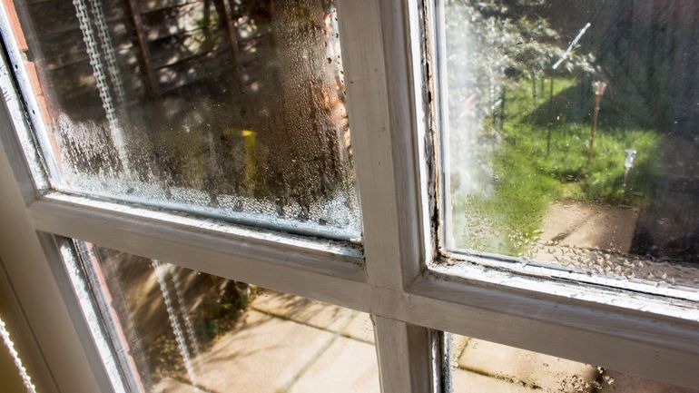 Isolation : la chasse aux courants d'air froid, cela commence par les châssis de fenêtres
