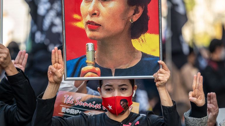 Coup d'Etat en Birmanie : Aung San Suu Kyi de nouveau inculpée pour corruption