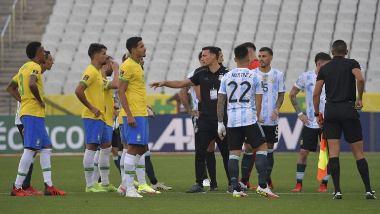 Match Brésil-Argentine interrompu : après la mascarade, les versions contradictoires