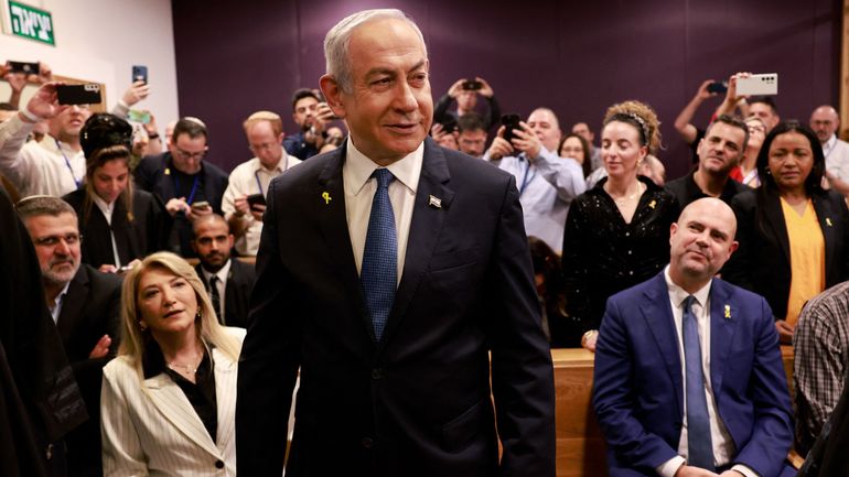 Entendu pour la première fois lors de son procès pour corruption, Benjamin Netanyahu qualifie les accusations de 