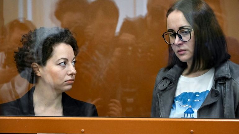 Répression en Russie : deux artistes qualifiées de terroristes et extrémistes risquent 7 ans de prison pour une pièce de théâtre