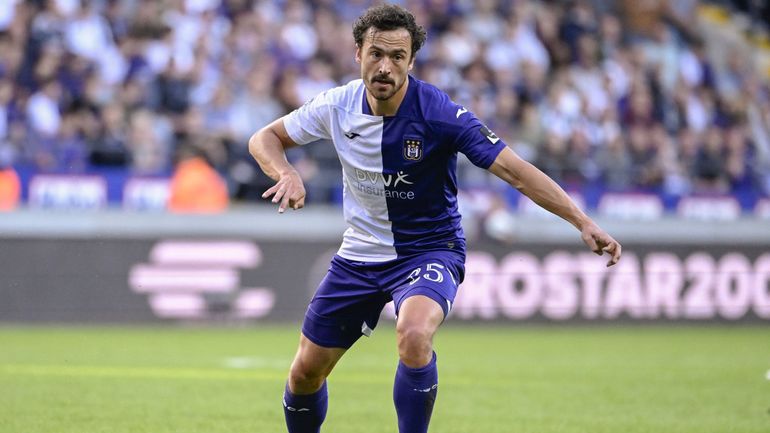 Anderlecht devra composer sans Thomas Delaney jusqu’à novembre, le médian souffre d’une fracture de la clavicule