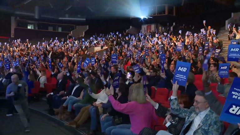 Le gouvernement De Wever-Bouchez bientôt sur les rails : les congrès du MR et de la N-VA valident massivement leurs participations, les bourgmestres bruxellois grognent