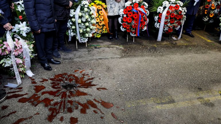 Les habitants de Sarajevo ont commémoré lundi le 30e anniversaire du massacre du marché de Markale