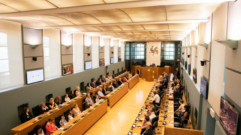 Le Parlement wallon modifie son règlement pour mieux contrôler ses dépenses