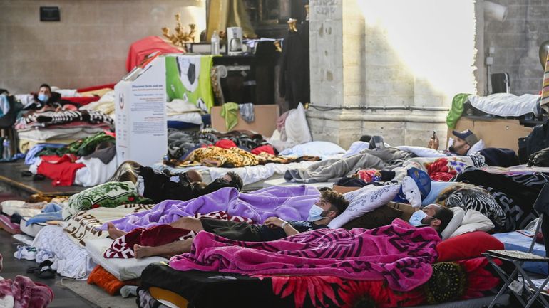 Asile et migration : les recteurs alarmés par l'état de santé des grévistes de la faim