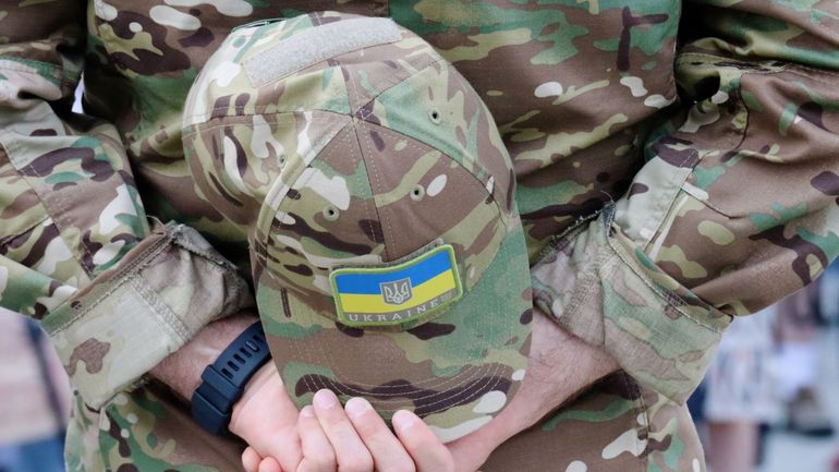 Guerre en Ukraine : les plus de soixante ans pourront intégrer l'armée sur base volontaire