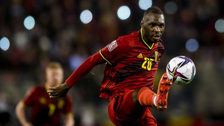 Christian Benteke se voit au Qatar avec les Diables Rouges : 