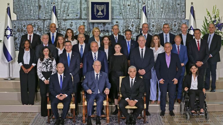 Israël : le nouveau Premier ministre Naftali Bennett présente son gouvernement