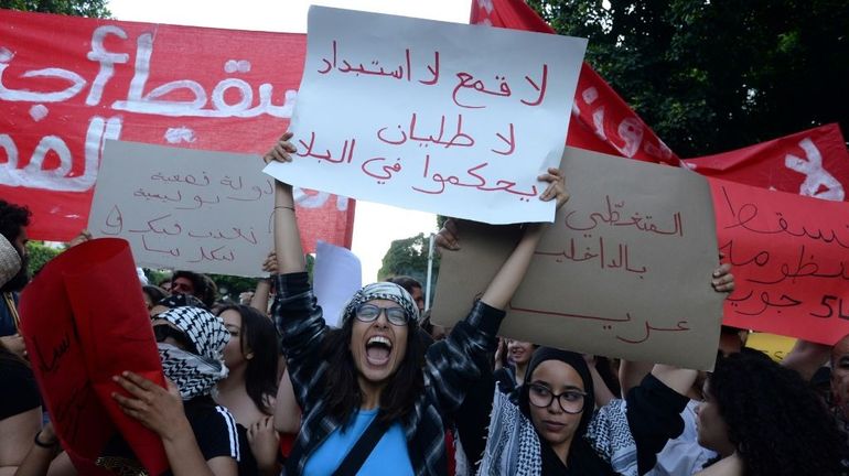 Tunisie : le ministre de l'Intérieur remercié après une vague d'arrestations dans la société civile