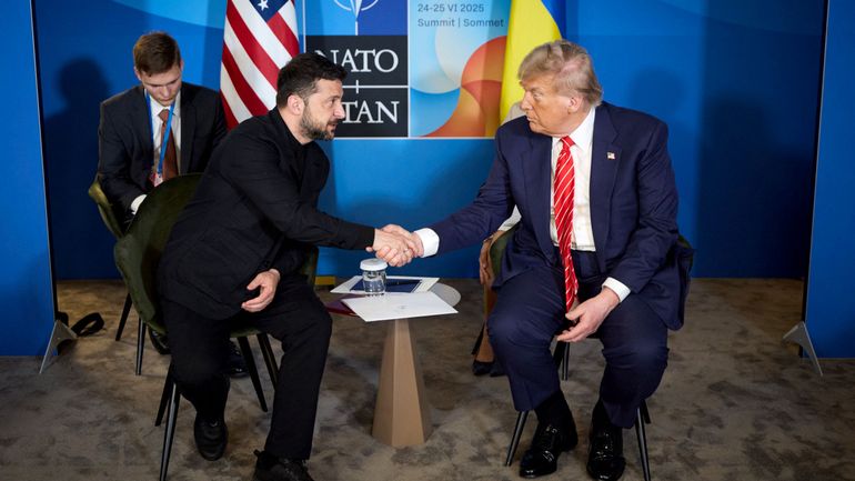 Guerre en Ukraine : Zelensky a discuté avec Trump d'une trêve et de l'achat potentiel d'armements américains