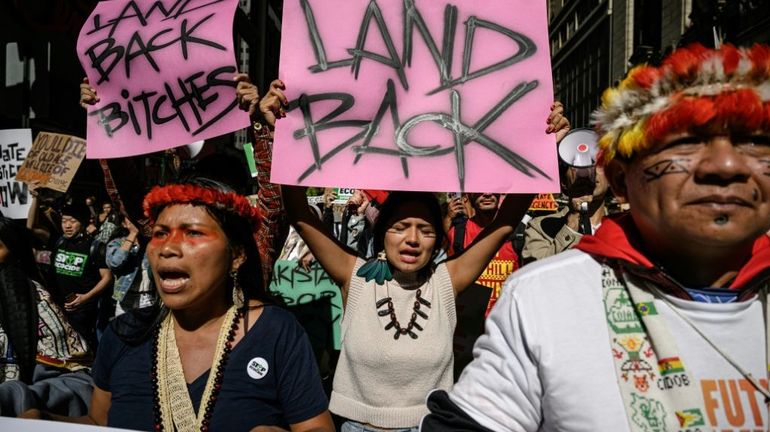 Des savoirs ancestraux qui pourraient sauver notre planète : les indigènes manifestent à New York