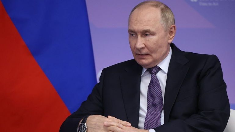 Russie : Vladimir Poutine intensifie sa répression et sa chasse aux 