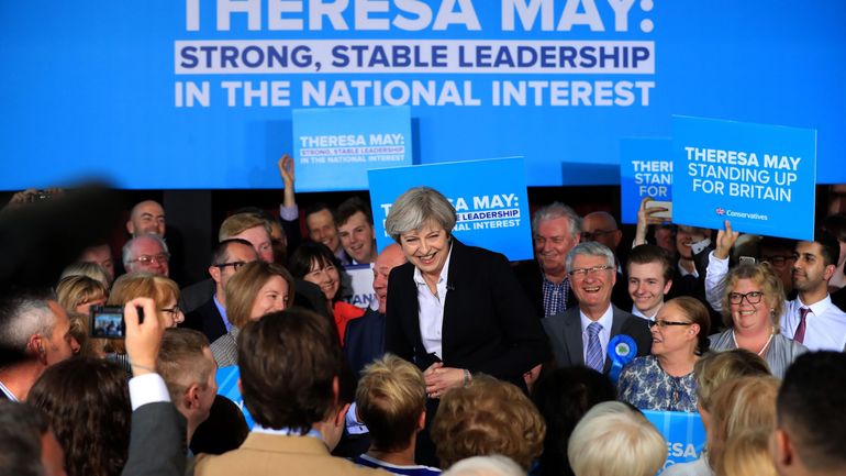 RoyaumeUni victoire des conservateurs aux élections partielles