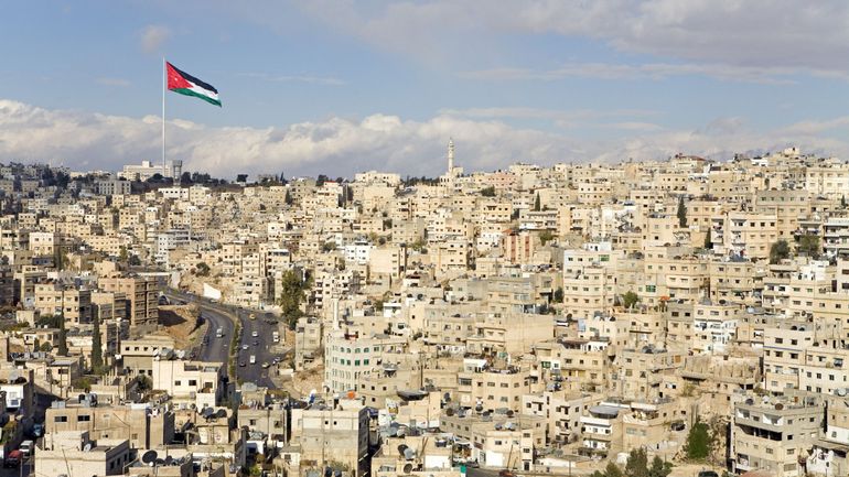 La Jordanie interdit les activités des Frères musulmans et ferme leurs bureaux