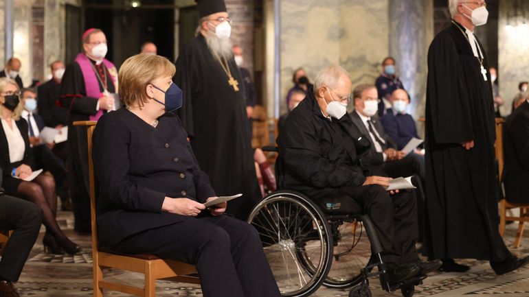 Allemagne: Angela Merkel assiste à une cérémonie religieuse en hommage aux victimes des inondations