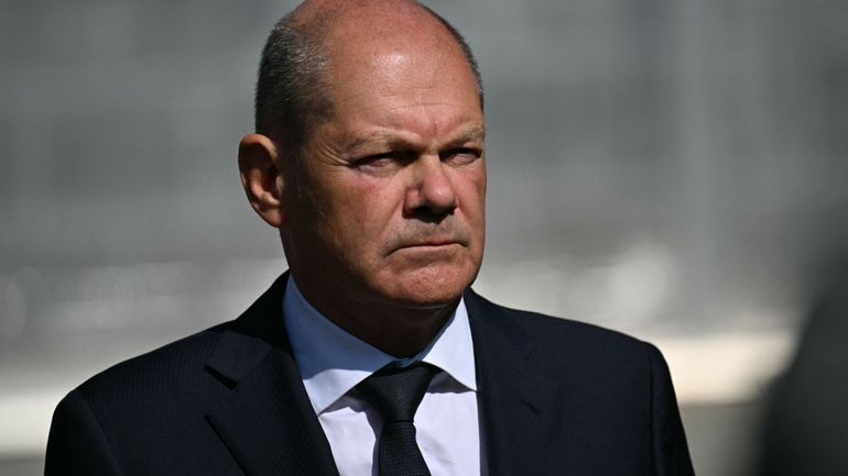 Allemagne : Olaf Scholz promet d'accélérer les expulsions après l'attentat sanglant de Solingen