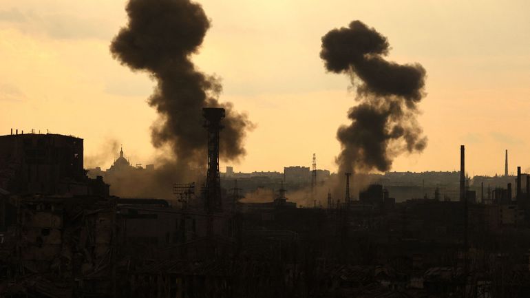 Guerre en Ukraine : l'aciérie d'Azovstal (Marioupol) de nouveau bombardée alors qu'une évacuation de civils est prévue