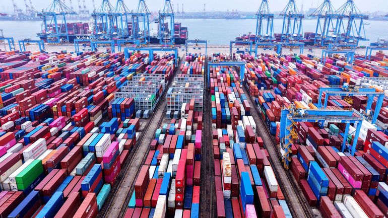 La Chine, exposée à de lourds droits de douane américains, va-t-elle rediriger ses produits vers l'Europe ?