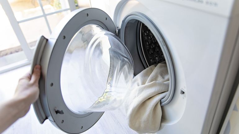Le paradoxe de la housse de couette : le piège terrible dans lequel tombe votre lessive