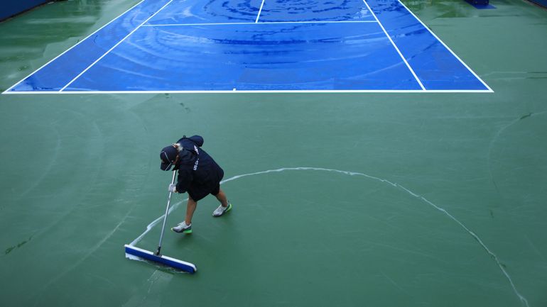 Ouragan Ida et US Open : la pluie interrompt un match... se jouant sur court couvert