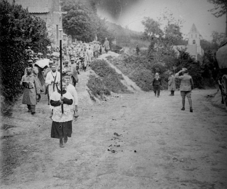 Quel rôle ont joué les religions pendant la Grande Guerre ...