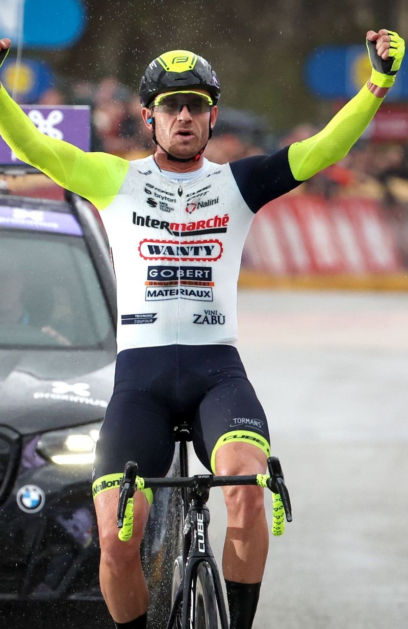 GP de l Escaut Alexander Kristoff s impose en solitaire et en costaud RTBF Actus