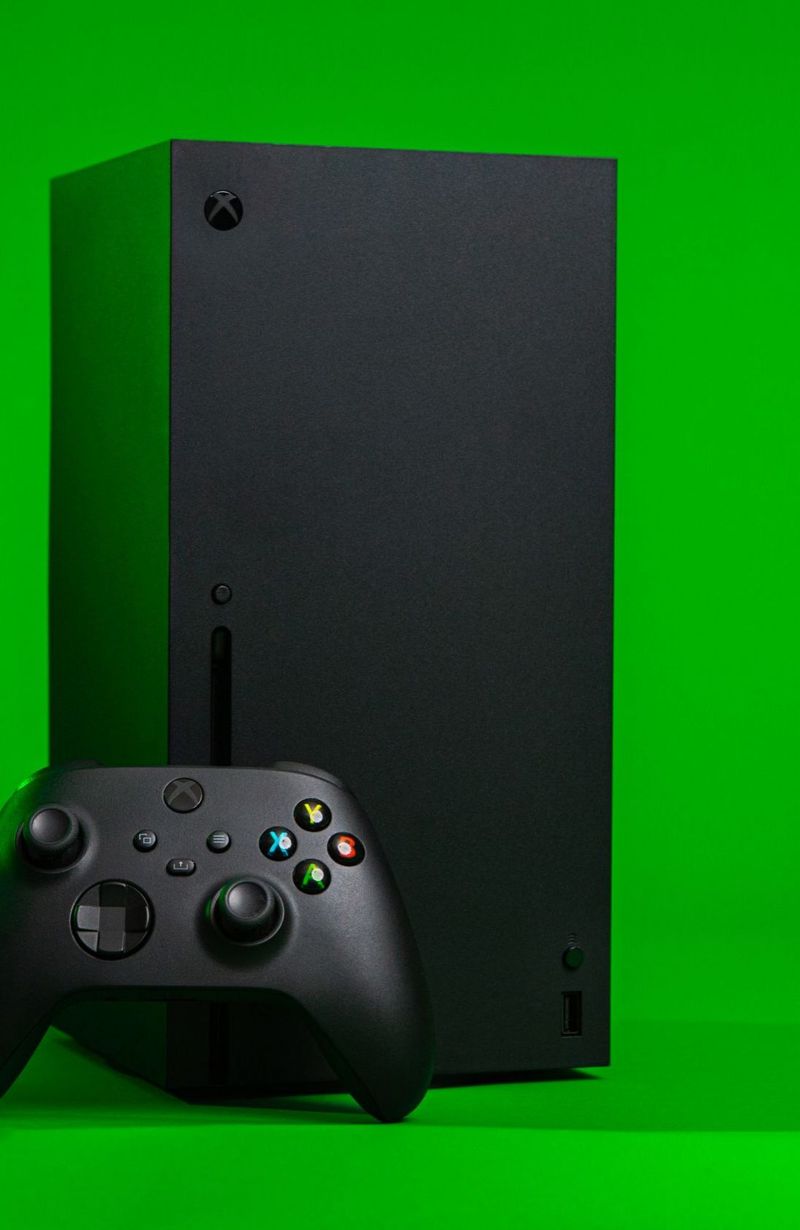 INSOLITE sur la Xbox Series X : après le frigo taille réelle
